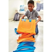 Hot Wheels Toy Car Track Builder Deluxe Stunt Box with 15 Feet of Track