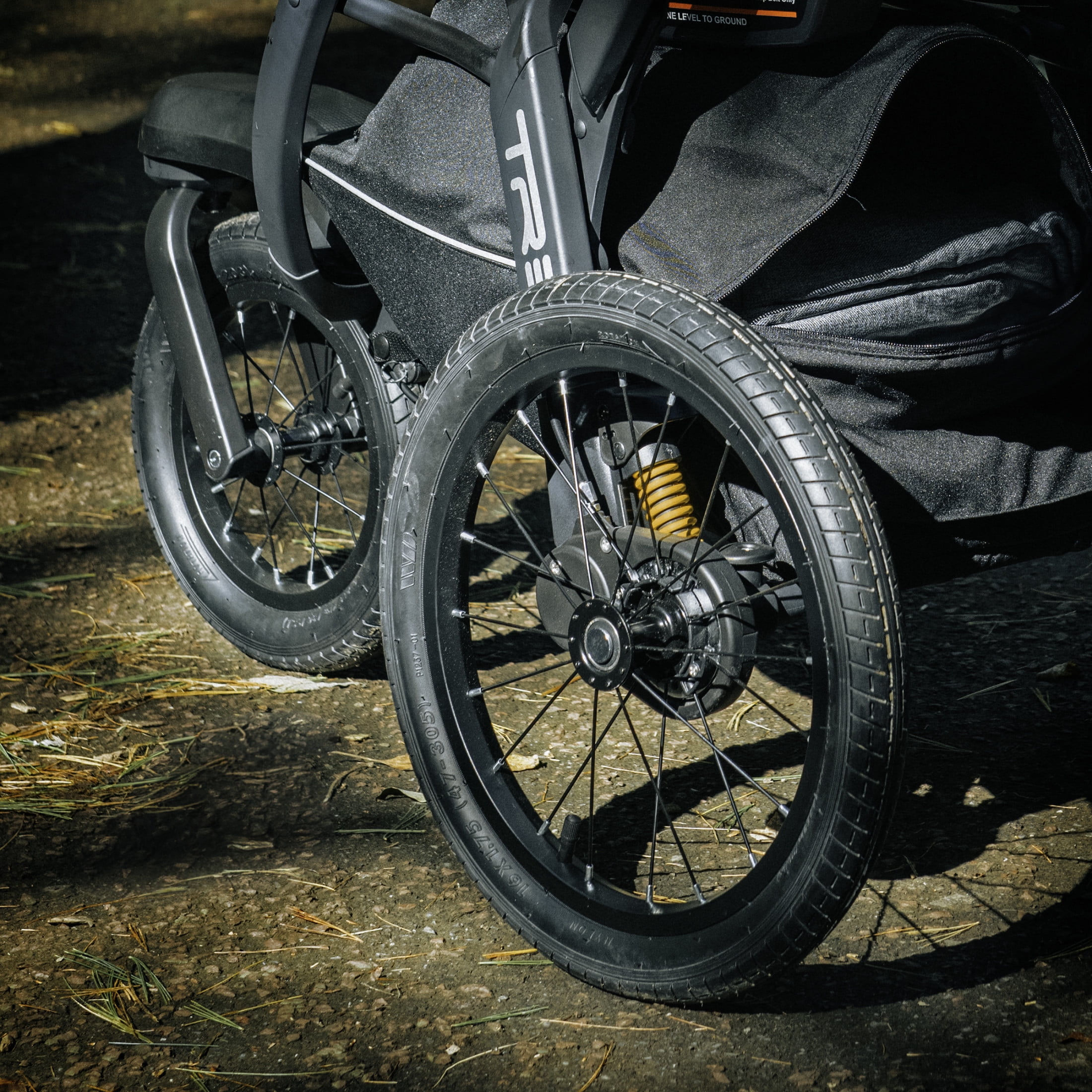 Chicco TRE Jogging Stroller, Lightweight Aluminum Frame, Hand-Brake and Pneumatic Rear Tires, Accepts any Chicco Infant Car Seat - Galaxy (Black), New