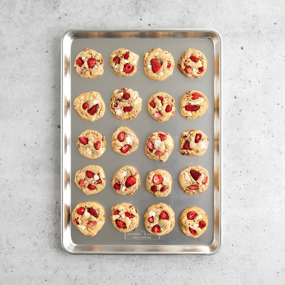 Nordic Ware Naturals® 2-Piece Extra-Large Baking Sheet Set