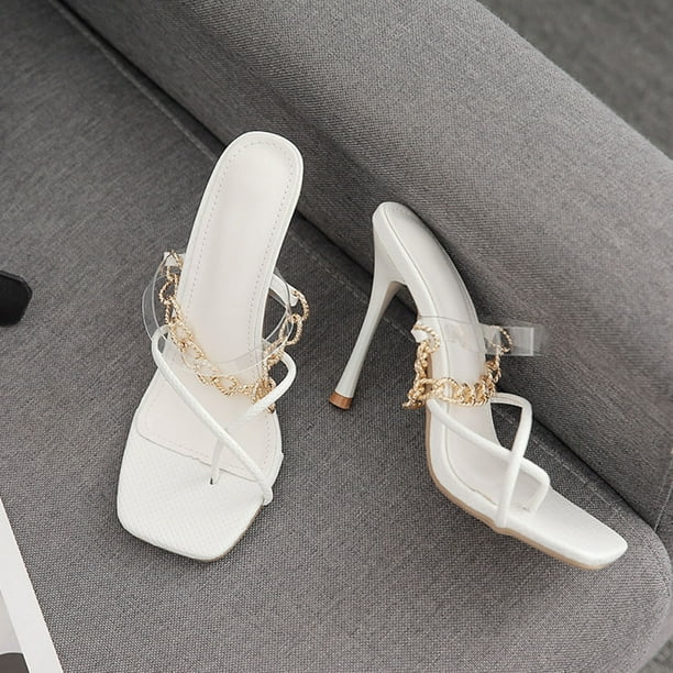 Sandalias y pantuflas de tacón alto con punta cuadrada y cadena - Main Image