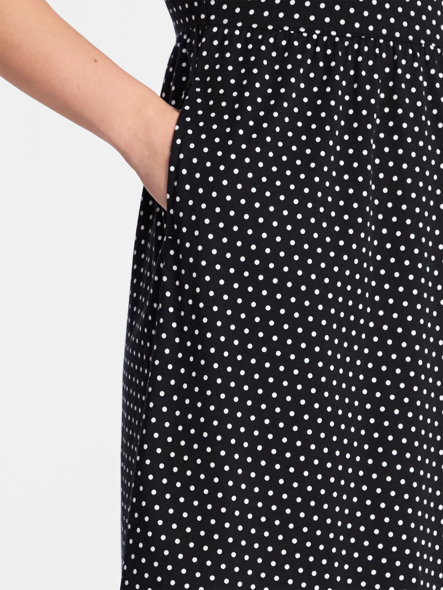 Time and Tru Women's Sleeveless Tiered Knit Dress, XS-XXXL