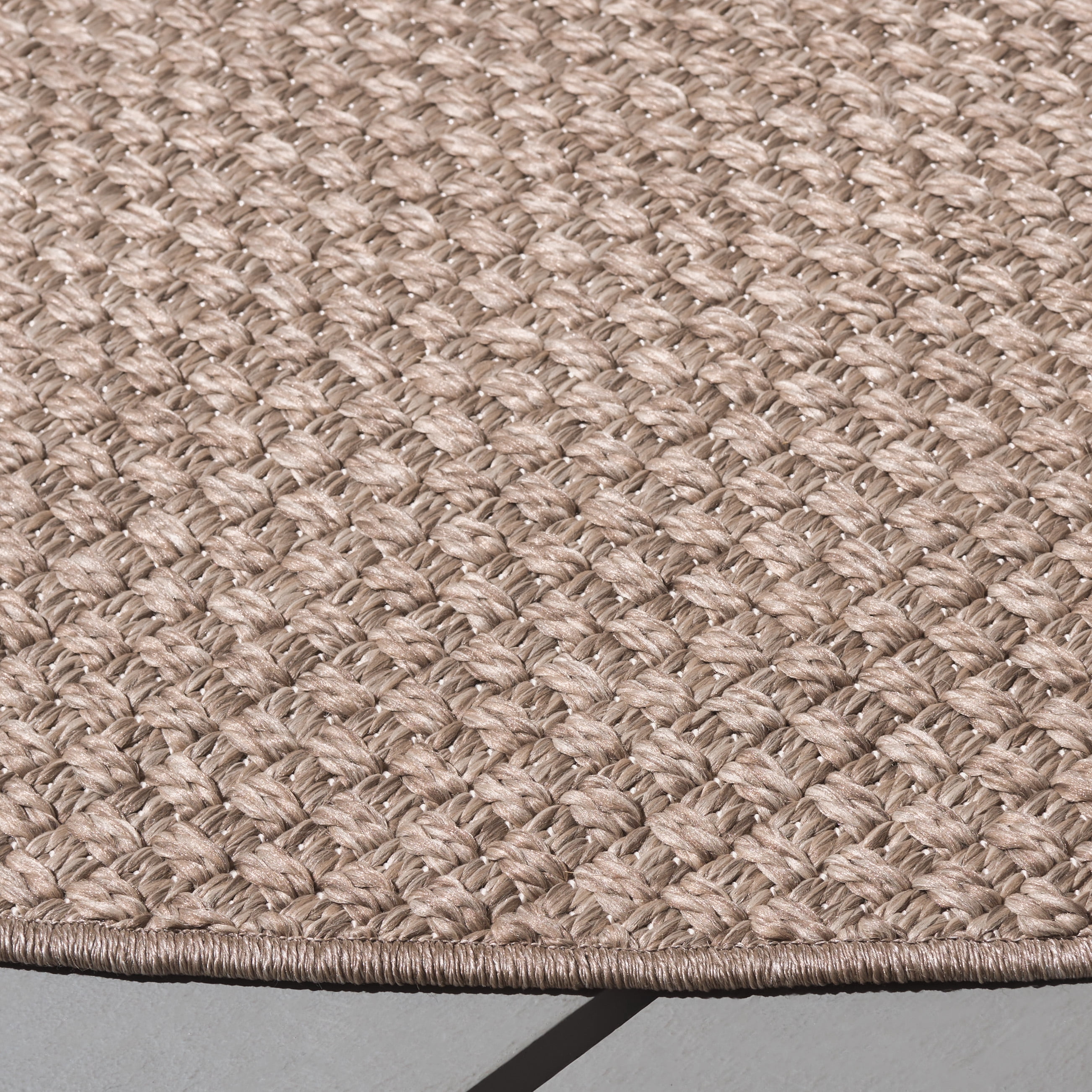 Safavieh Sisal All-Weather Delroy Solid Indoor/Outdoor Area Rug, Brown, 7'9" x 7'9" Round
