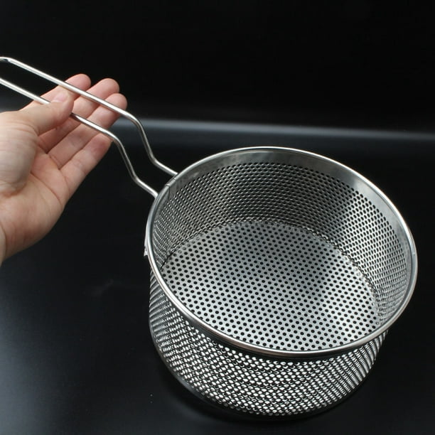 Metal colander 2024 with long handle