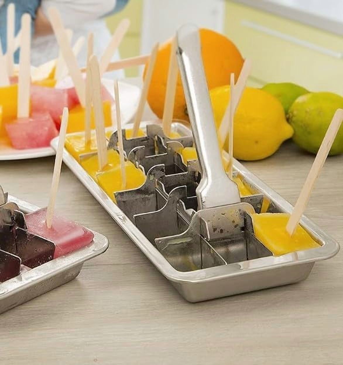 Stainless Steel Ice Cube Trays for Freezer, Metal Ice Tray with Lever, Vintage Inspired Icecube Tray, Retro Metalice Handle Made Icecubetray, Heavy Duty Metallic Icetray for Kitchen and Bar