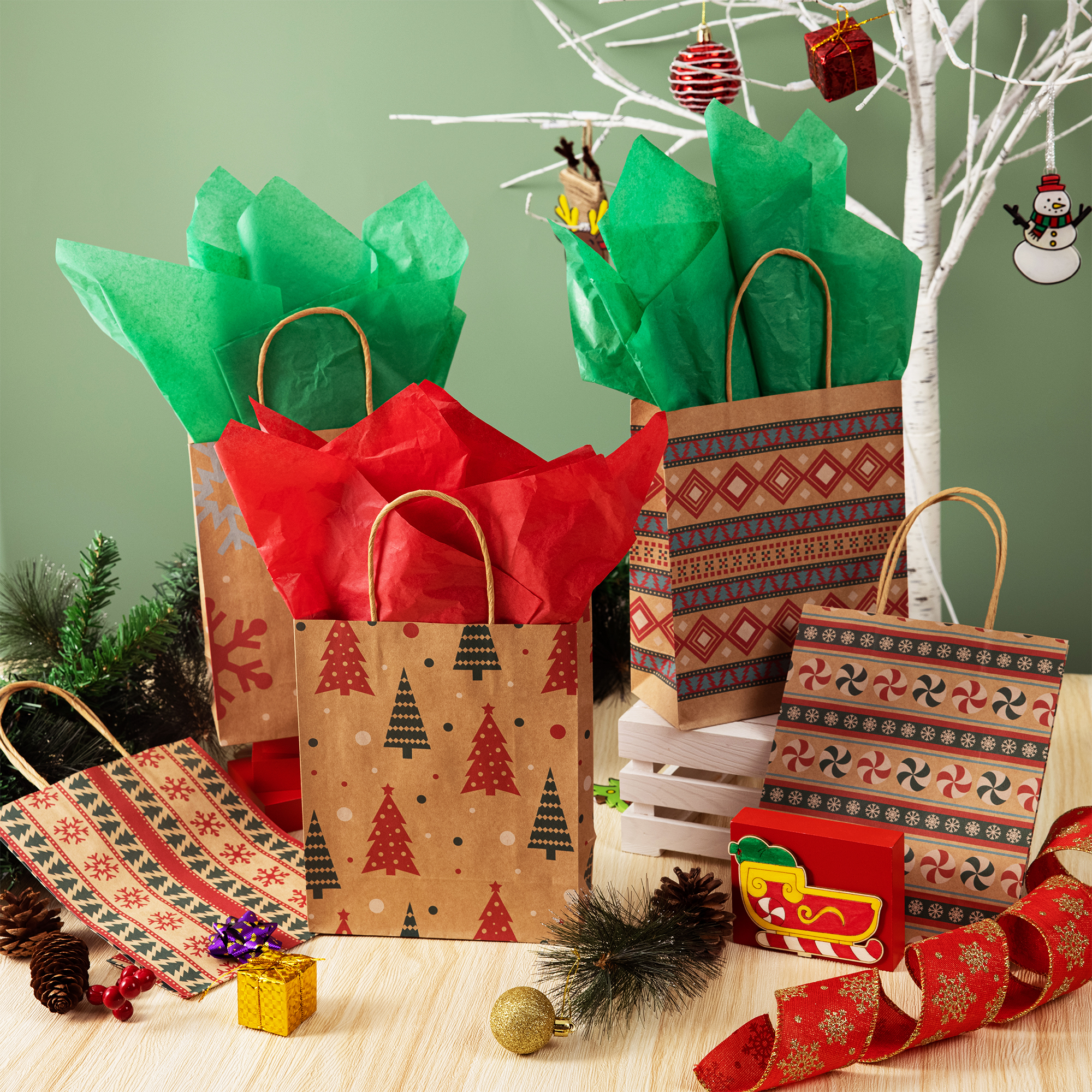 Joyfy Christmas Kraft Gift Bags With Handles - 24 Pack photo 8