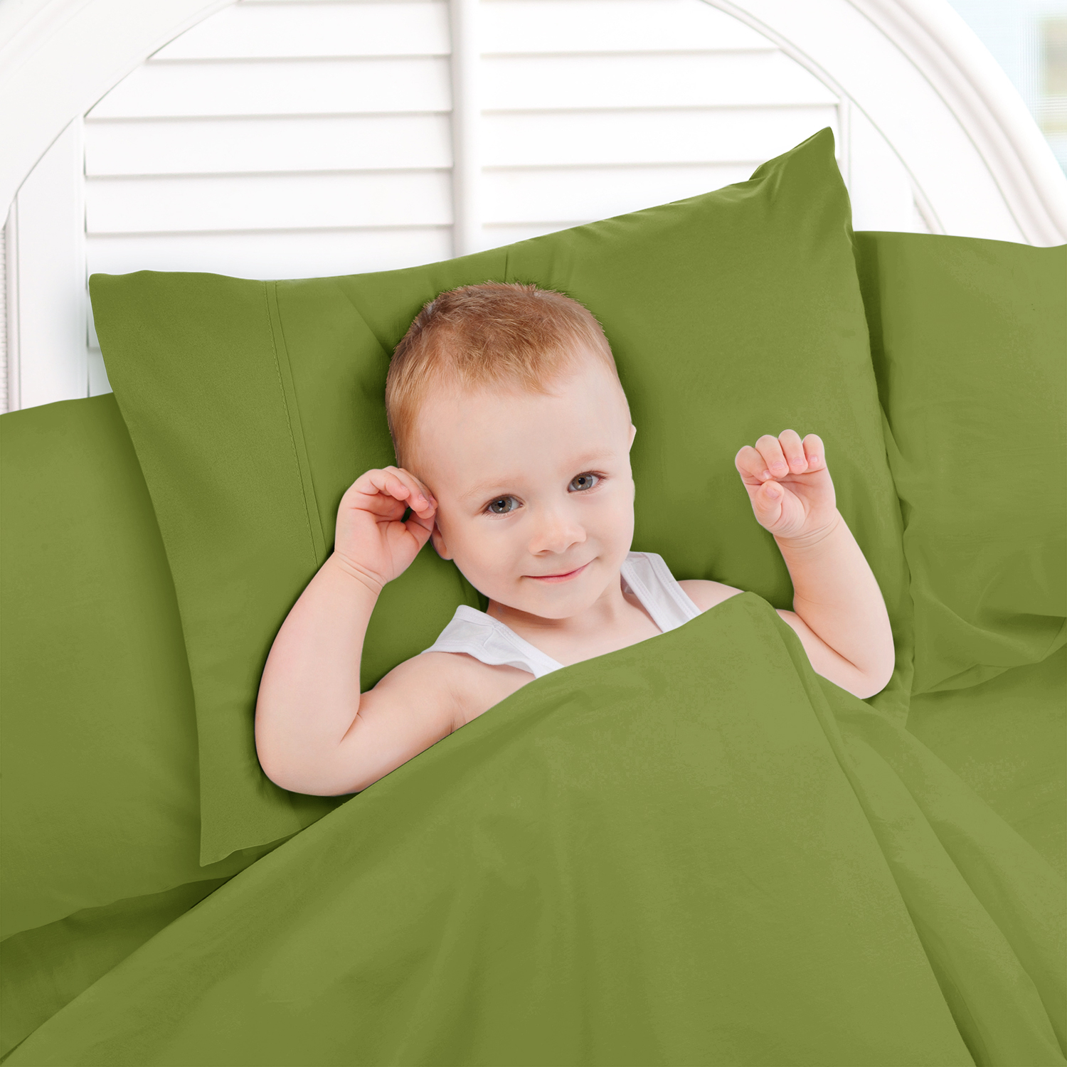 Hearth & Harbor 3 Piece Toddler Bed Sheet Set - Silky Soft Solid Microfiber Crib Sheets, Hypoallergenic, Cool & Breathable - Includes Fitted Sheet 28"x52", Flat Sheet 45"x60" and 14”x19” Pillowcase - Calla Green