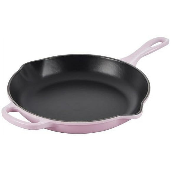 Sartén con mango de hierro exclusivo de hierro fundido esmaltado Le Creuset, 10.25" (1-3/4 qt.), chalote