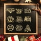 thumbnail image 5 of 9 pegatinas de metal doradas de 1,6 x 1,6 pulgadas, autoadhesivas, con texto "Feliz invierno", para álbumes de recortes, con borde de metal, calcomanía dorada "Feliz Navidad"., 5 of 9