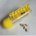 thumbnail image 4 of Pastillero diario con botella de agua, 600 ml 2 en 1 Pastillero diario Botella de agua Organizador de pastillas Medicina Bebida Taza Caja para viajes Oficina al aire libre, 4 of 4
