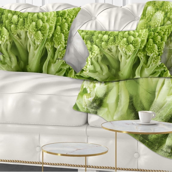Designart Fresh Green Romanesco Florets - Floral Throw Pillow - 12x20