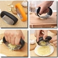thumbnail image 2 of Batería de Cocina Juego de herramientas de cepillo de limpieza de pelacables de prensa de ajo curvo manual Likrtyny Libre de BPA, 2 of 3