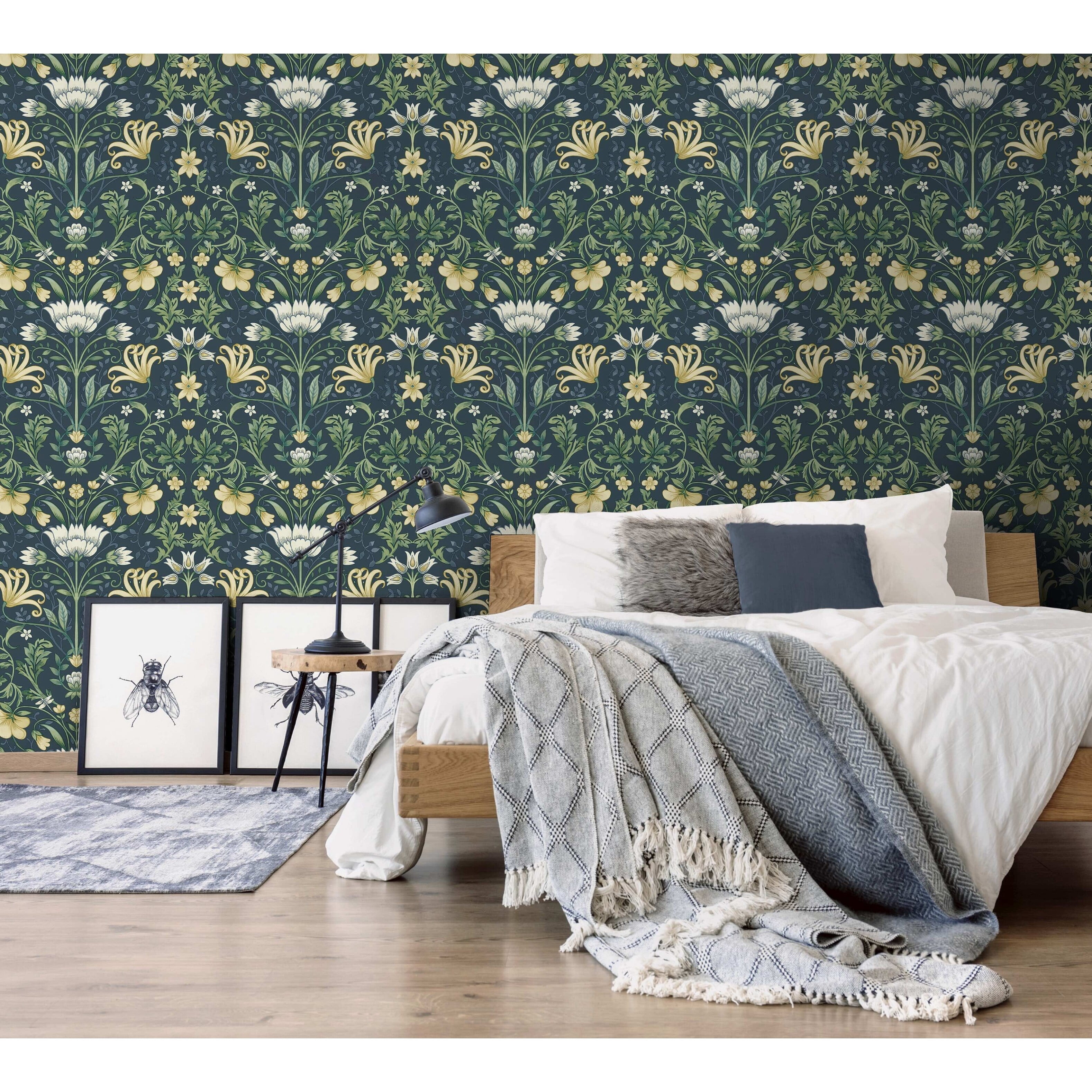 Vintage Floral Unpasted Wallpaper  396in x 20.8in Navy Blue