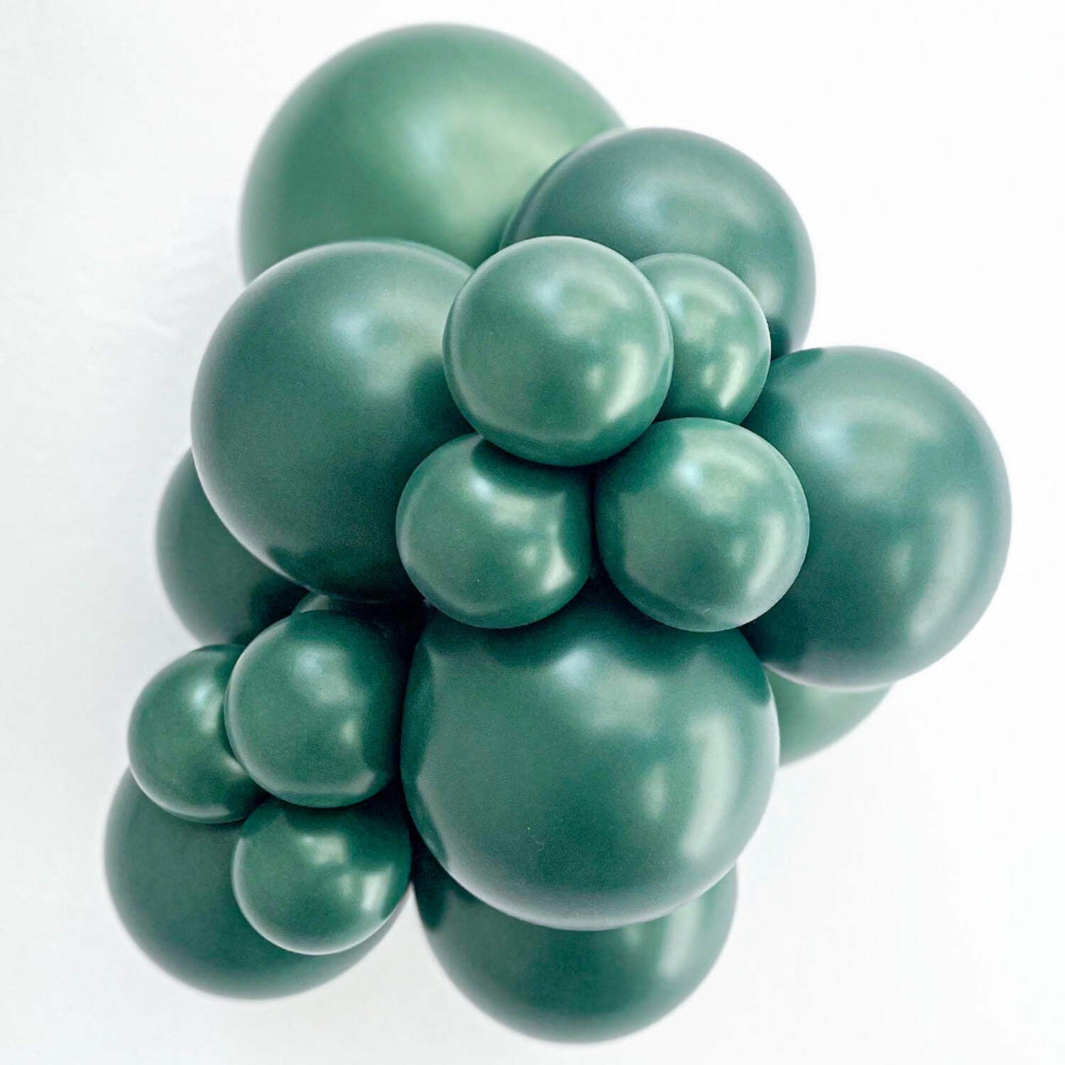 17 inch Tuftex Metallic Forest Green Latex Balloons (50 Pack) - Party Supplies Decorations