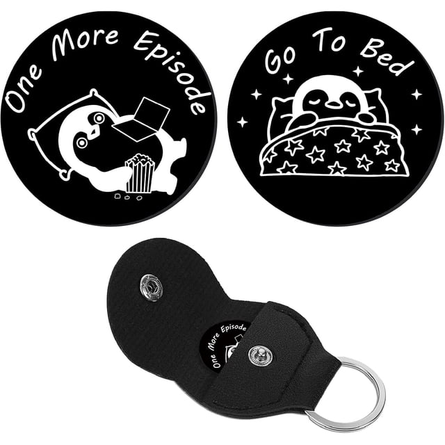 Penguin Pocket Hug Token Long Distance Relationship Keepsake Token Double Sided Pocket Token Commemorative Coin Sign with PU Keychain for Friends Women Friendship Thoughtful Gift 1.2Inch