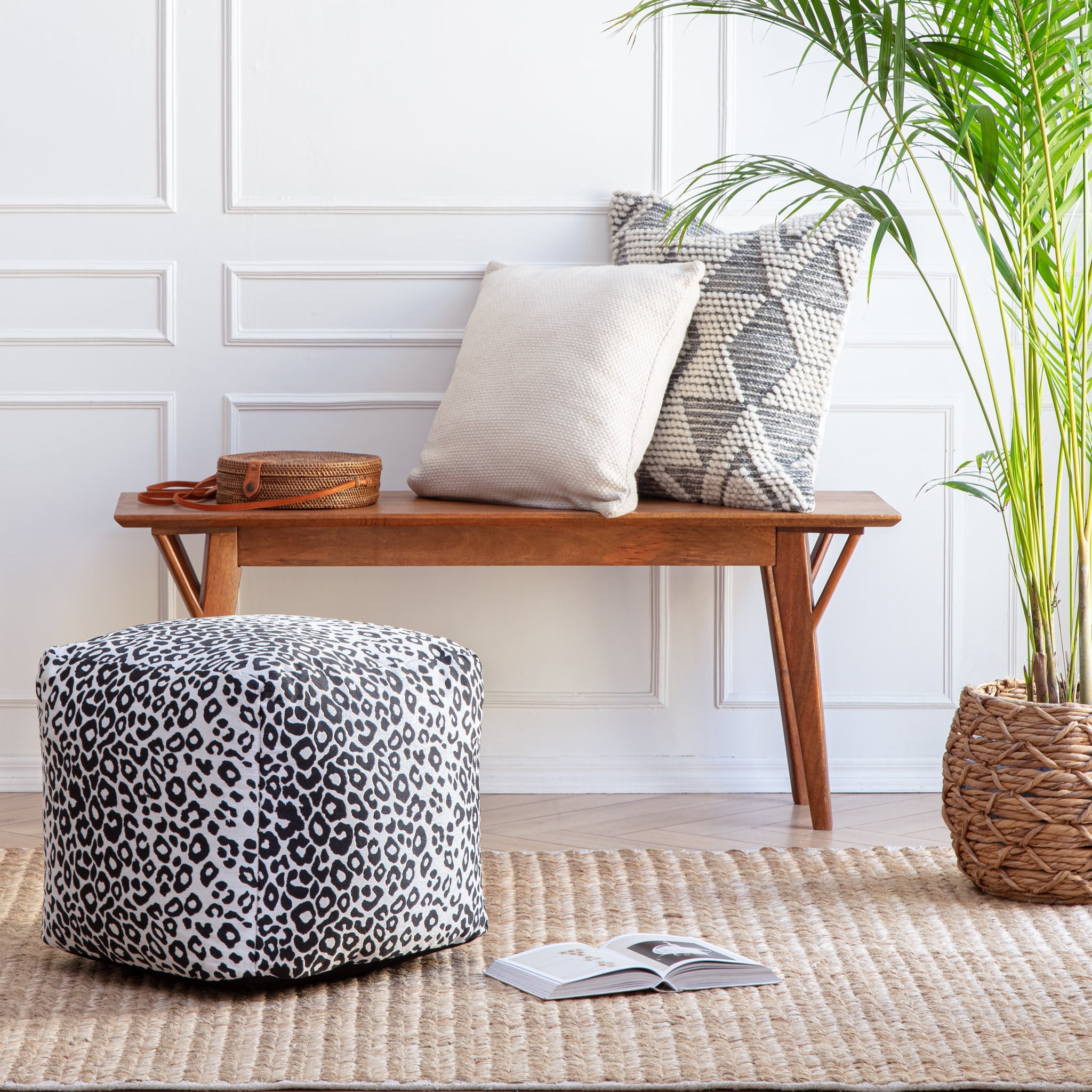 Amur Gray 18" x 18" x 18" Gray Pouf
