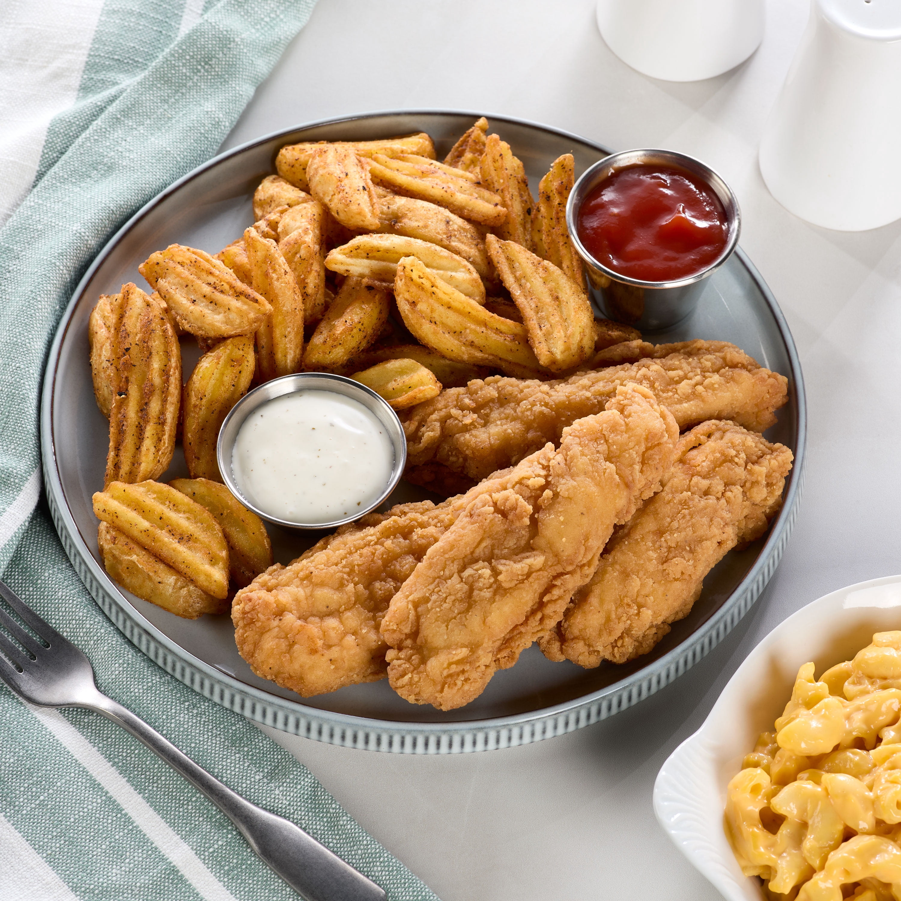 Freshness Guaranteed Hot and Ready-to-Eat Chicken Tender Tray, 4 Piece