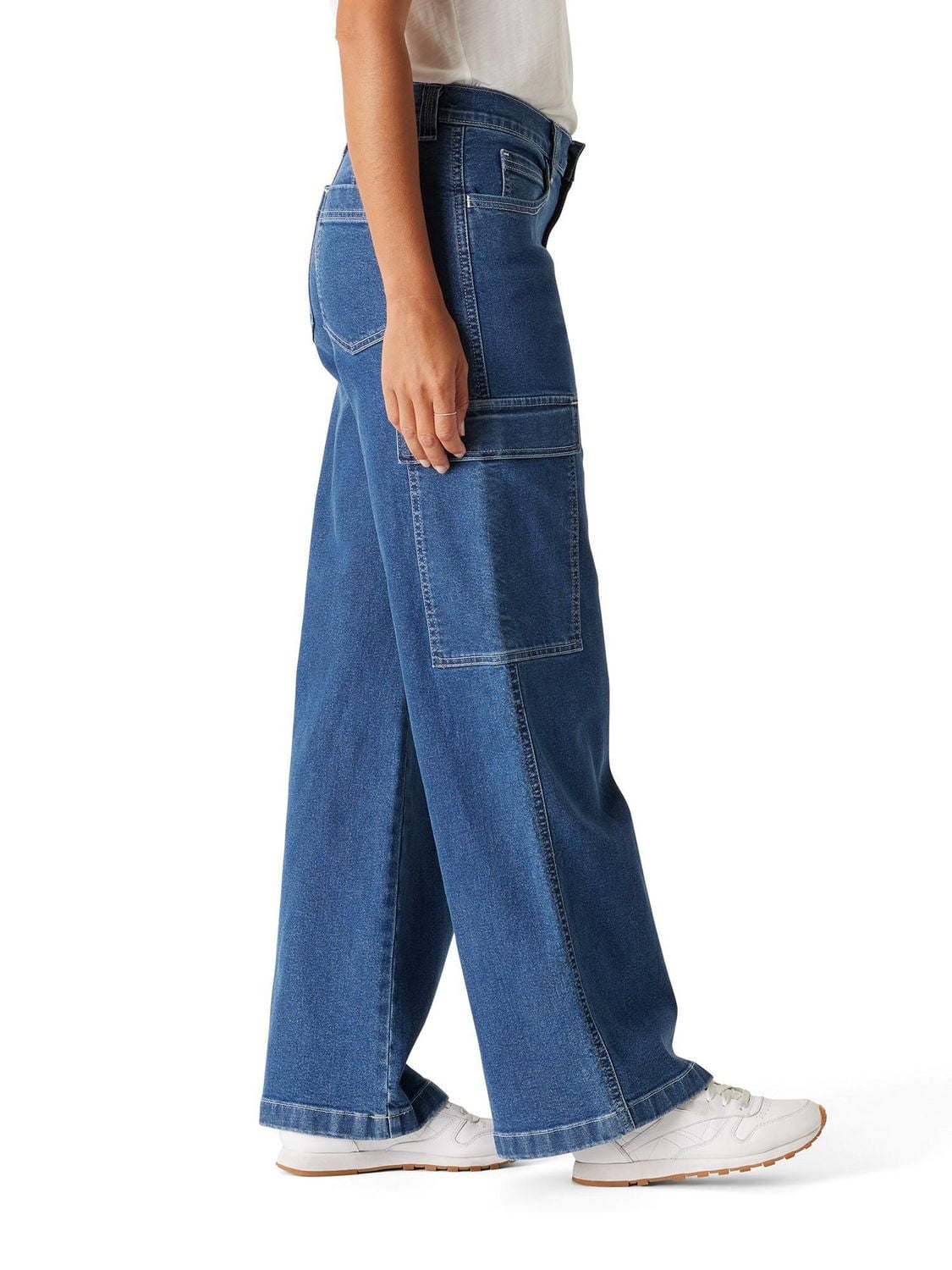 Levi Strauss Signature™ Women's  Cargo Wide Leg Jeans, Available sizes: 2 – 18