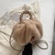 thumbnail image 1 of Bolso bandolera de felpa estilo coreano, suave bolso de piel sintética de conejo, bonito diseño de nube, versátil para llevar en otoño e invierno., 1 of 5