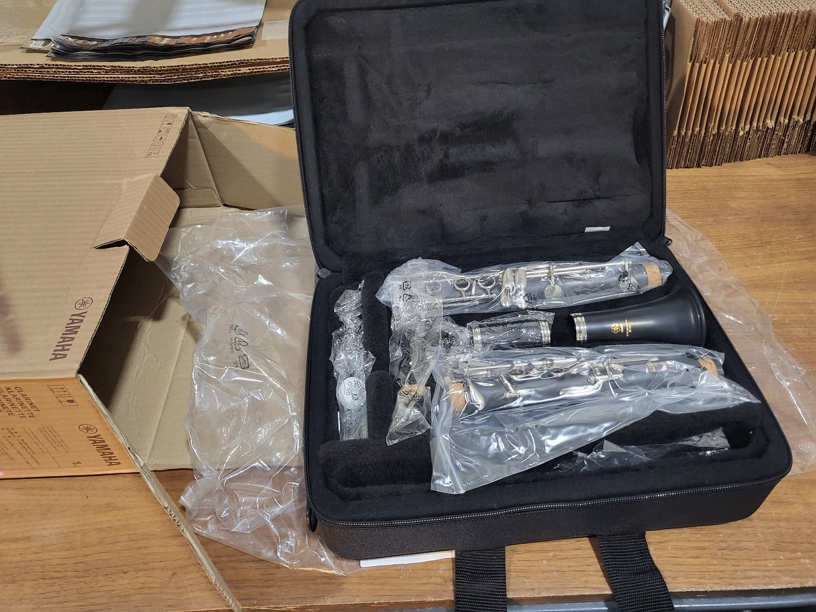 Open Box Yamaha YCL-255 Standard Bb Clarinet – ABS Resin Body, Single Reed, Nickel-Plated Keys