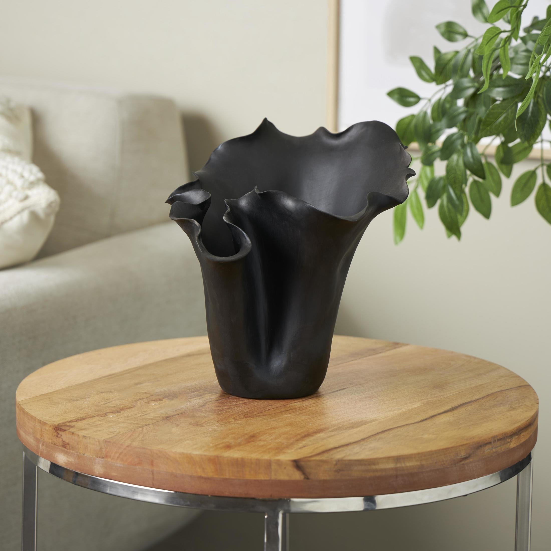 DecMode 10" Floral Abstract Floral Inspired Black Ceramic Vase