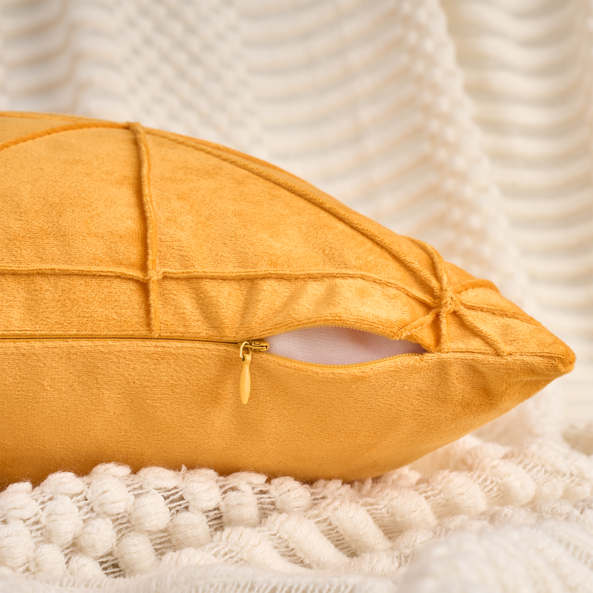 Unique Bargains Pack of 2 Luxury 3D Diamond Velvet Throw Pillow Covers Yellow