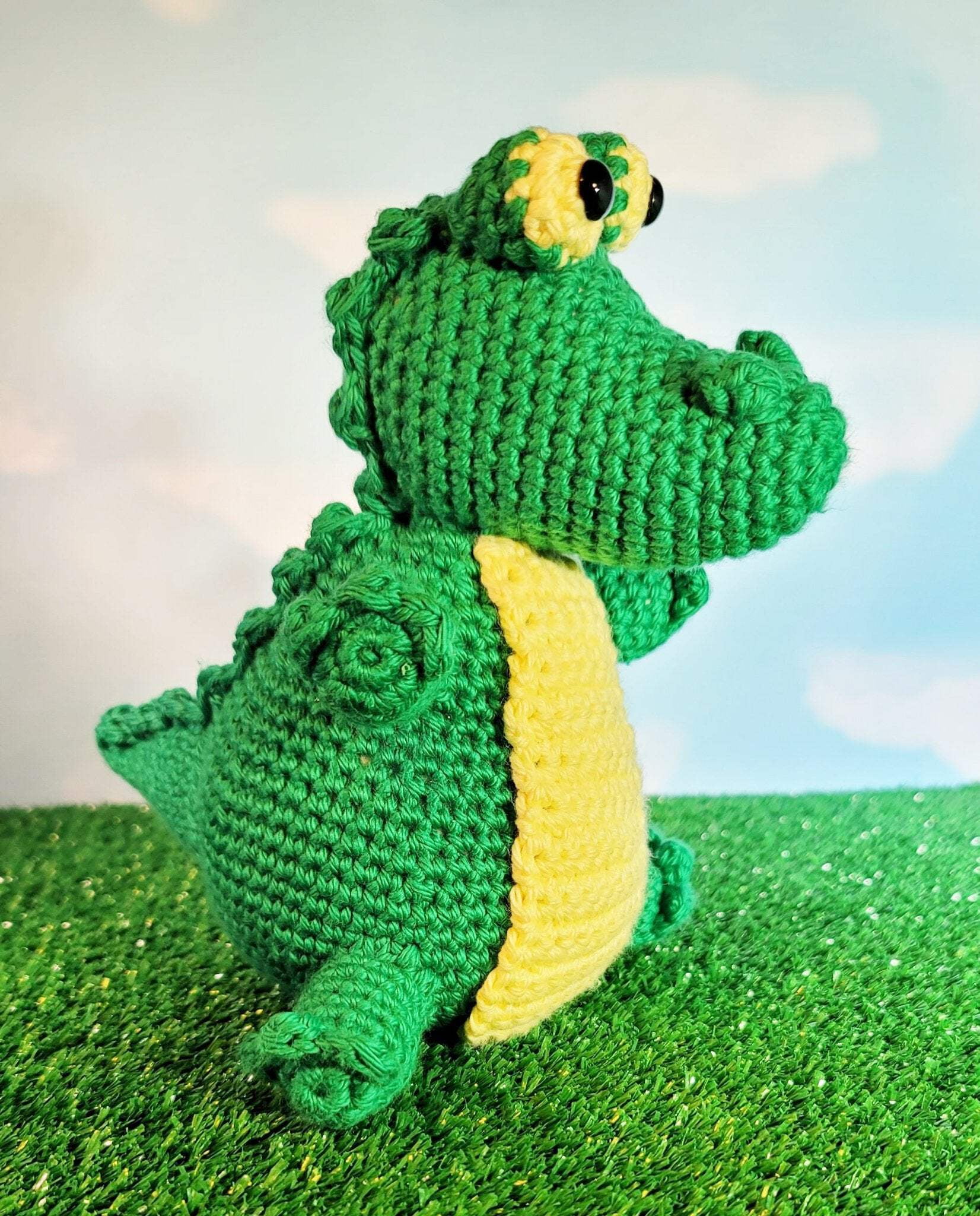 Baby Alligator Amigurumi Crochet Kit