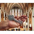 thumbnail image 2 of San Rafael Arcángel - Paquete Doble Bendición De Llaves De San Benito Para Protección - Colgador De Hogar Y Puerta - Colgador De Pared Regalos Católicos - Llave De San Benito Favor Católico, 2 of 3