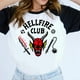 thumbnail image 5 of Camiseta con cuello en V para mujer Stranger Things 4 Hellfire Club Skull and Weapons JadeP Camiseta con cuello en V para mujer, 5 of 6