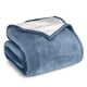 thumbnail image 1 of Manta de cama de felpa Sherpa Bare Home matrimonial/queen azul corona, 1 of 6
