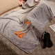 thumbnail image 4 of XWSHYW Mantas Manta de Almohada Manta Suave y Cálida Cama Sofá Manta Cómoda Lavable a Máquina La Manta Cómoda Se Puede Usar En La Oficina y La Sala de Estar, 4 of 6