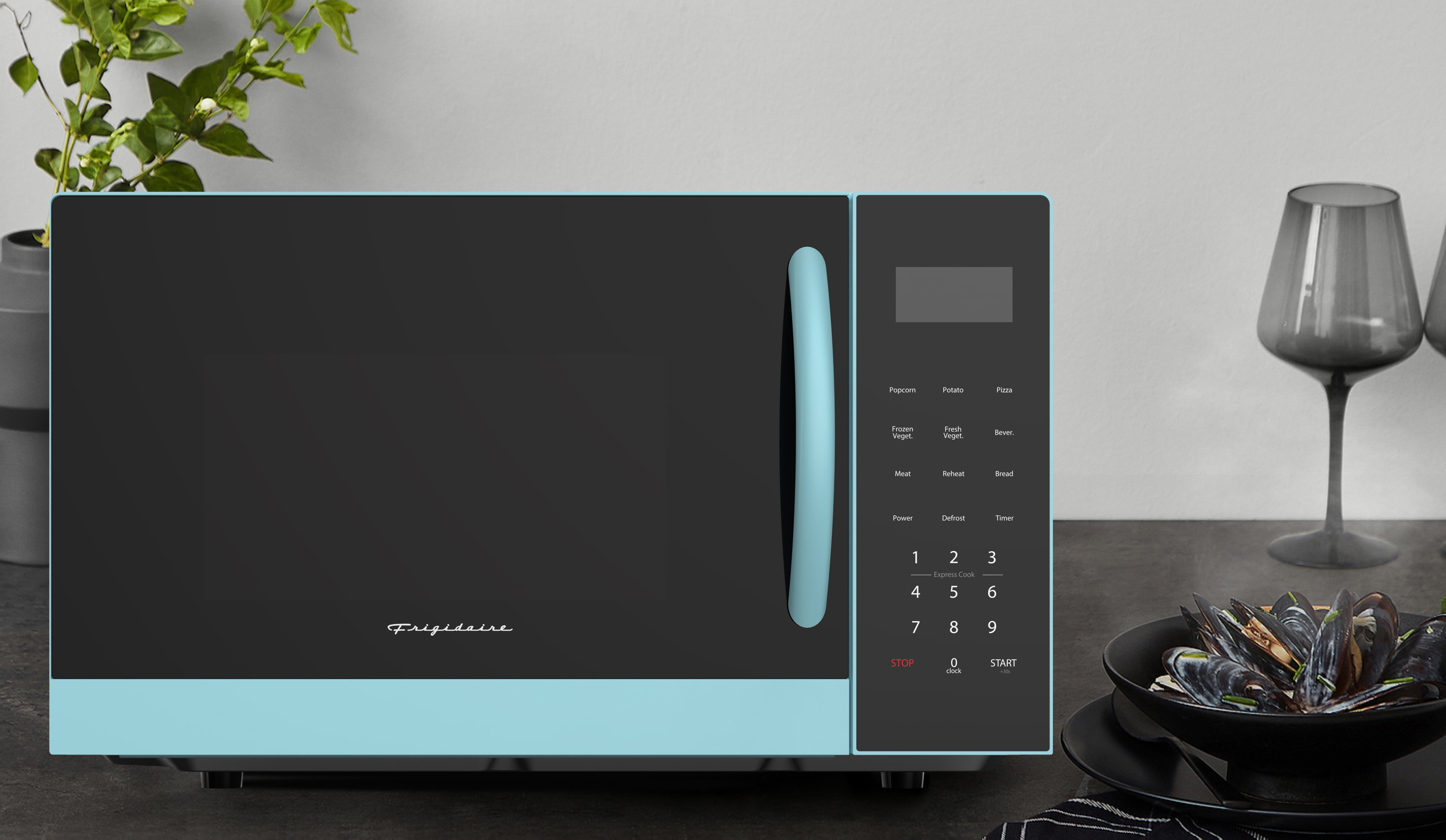 Frigidaire 0.9 Cu. ft. Countertop Microwave Oven, 900 Watt Microwave with 10 Power Levels, Blue
