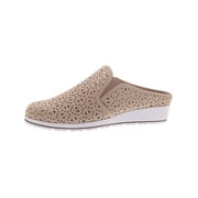 Mother and Minnetonka Launch Moccasins InStyle Mother and Minnetonka Launch Moccasins InStyle