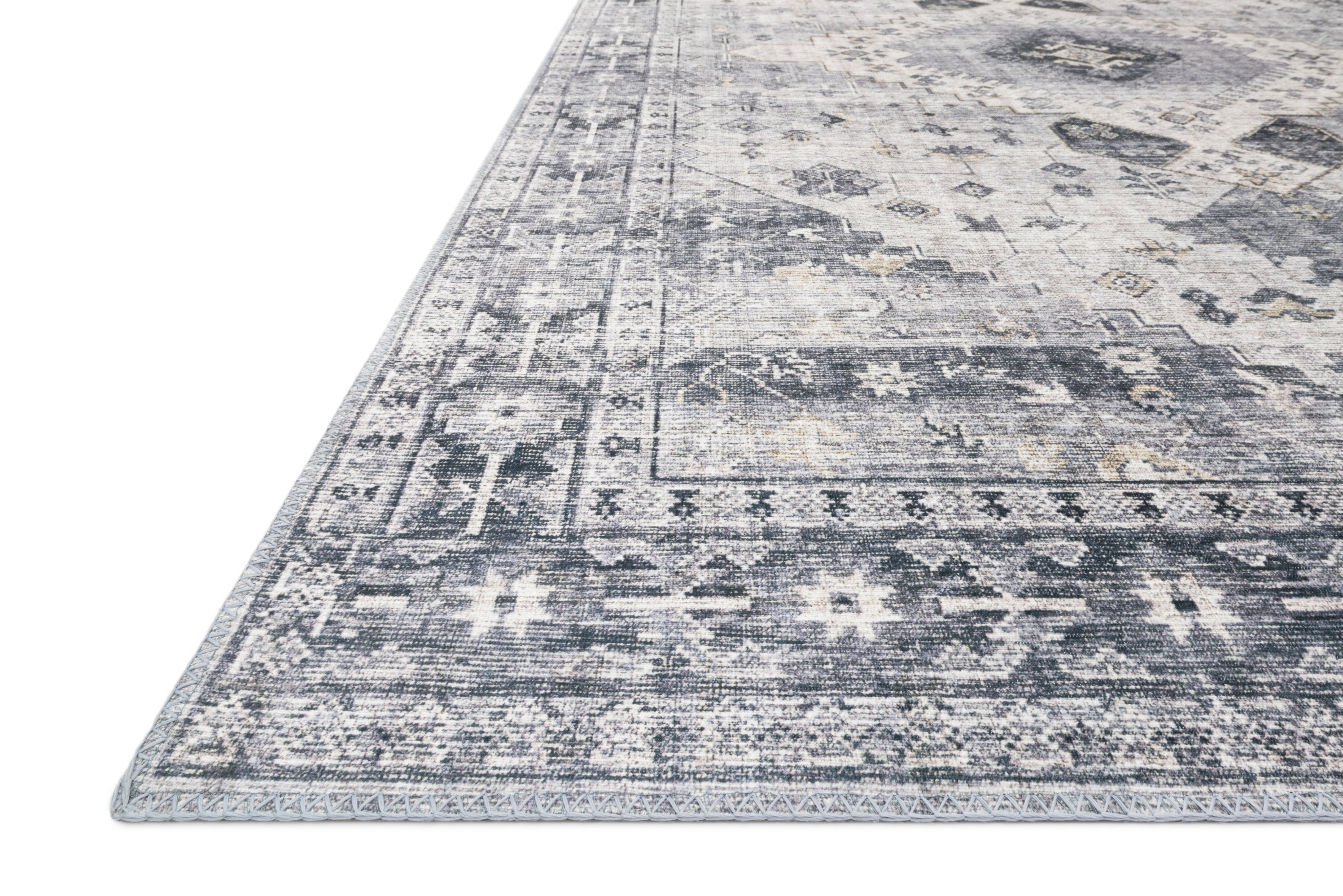 Loloi Skye Silver / Grey 7' x 9' Oval Area Rug