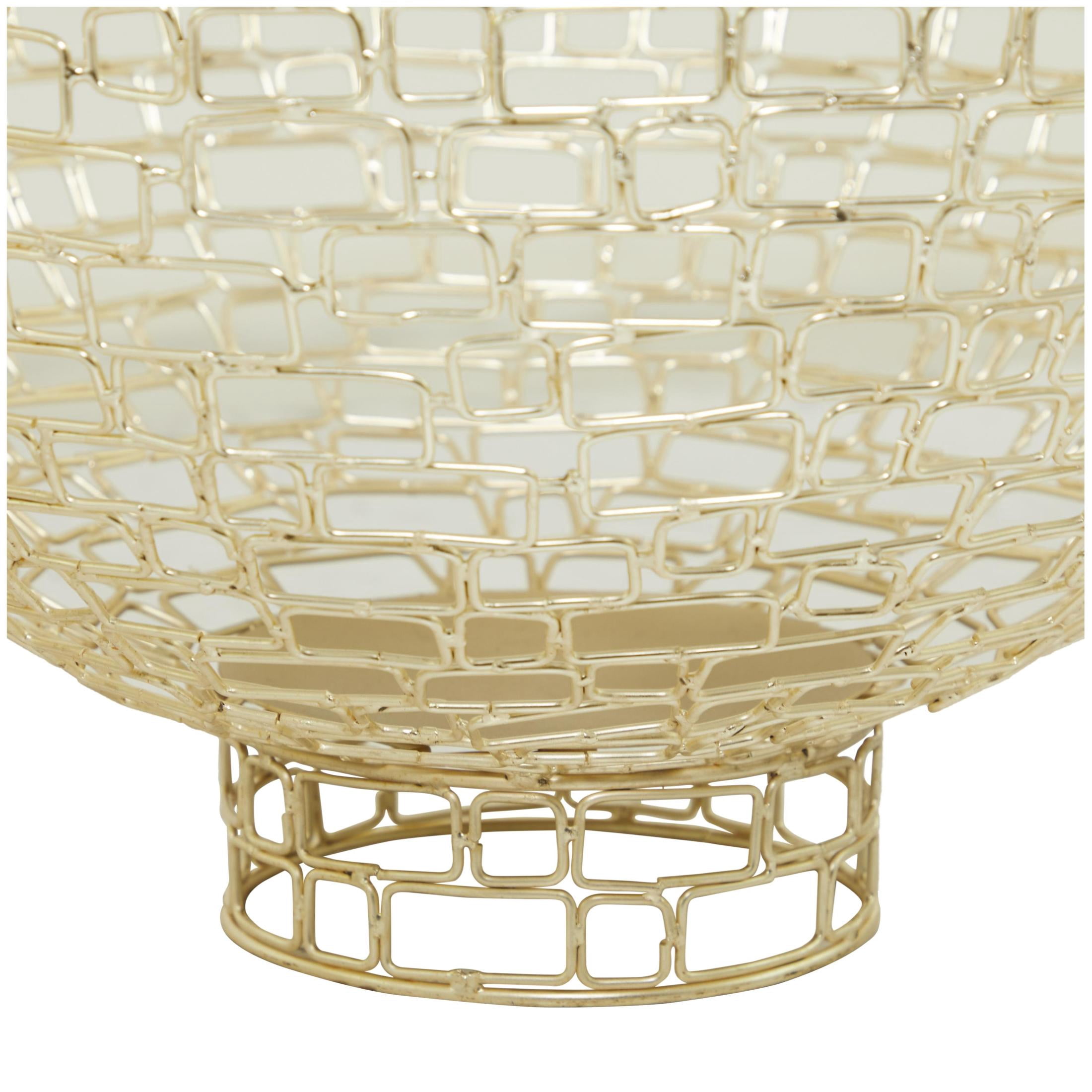 DecMode 18", 20"W Round Gold Metal Decorative Bowl with Chain Link Patterns, Set of 2