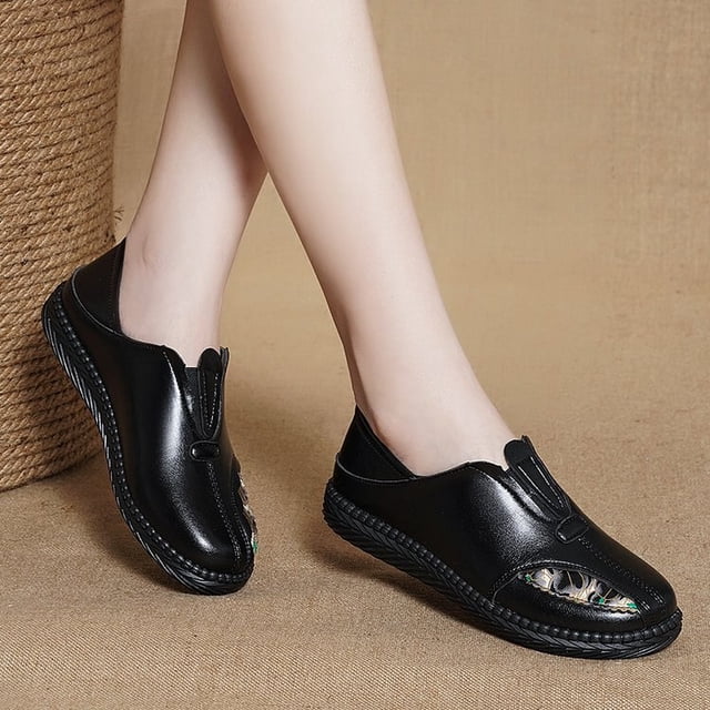 ¡Novedad de 2021! Zapatos de abuela bordados de piel de vaca, zapatos planos elegantes y cómodos para mujer, zapatos antideslizantes de talla grande sueltos para mamá 37 Gao Jinjia LED