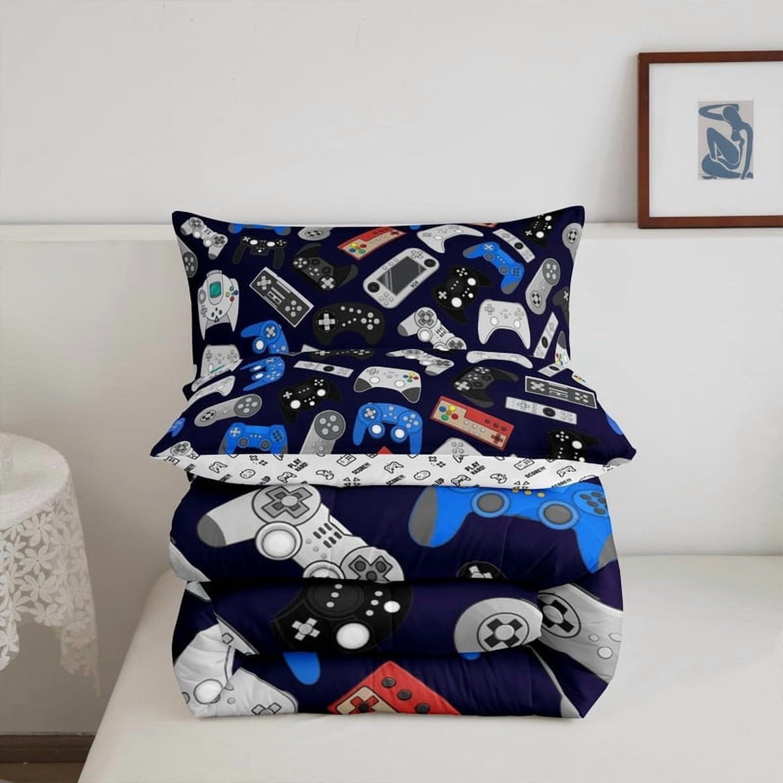 Gamer Comforter Set Full/Queen - Soft Lightweight Video Game Bedding for Boys, Girls, Teens - Modern Gaming Duvet Cover with Gamepad & Controller Design - Cool Gamer Room Decor for Kids & Teens