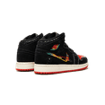 thumbnail image 3 of JORDAN GRADE SCHOOL Jordan 1 Mid SE GS "Siempre Familia" DN5121 001 from Stadium Goods, 3 of 9