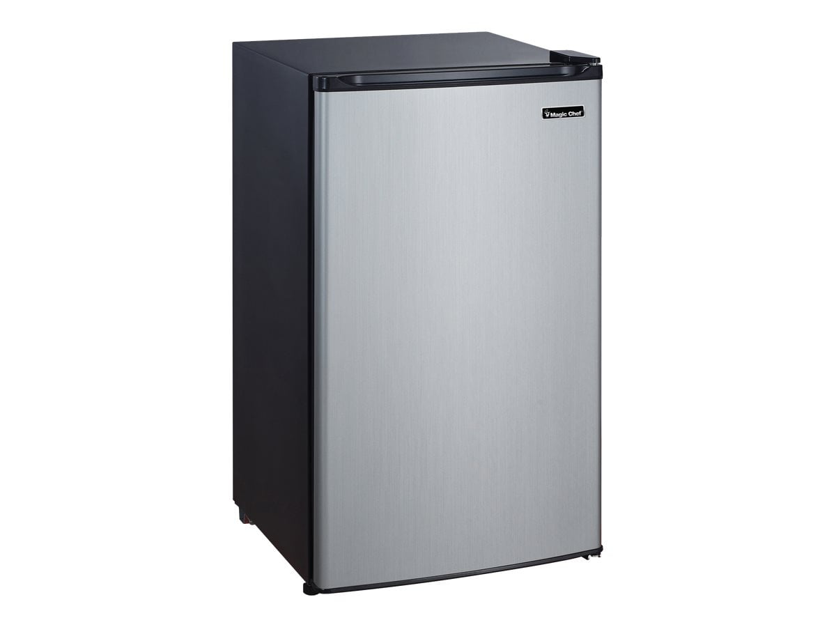 Magic Chef HMBR350SE Refrigerator with freezer compartment