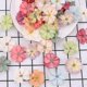 thumbnail image 2 of Cabezas de flores artificiales 100 piezas de margaritas artificiales decorativas mini, 2 of 3