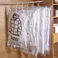 thumbnail image 3 of Sacs sous Vide Suspendus Économiseurs d'Espace Sacs de Rangement Compressibles Réutilisables Vides pour Vêtements Garde-Robe Couette Pack sous Vide, 3 of 5