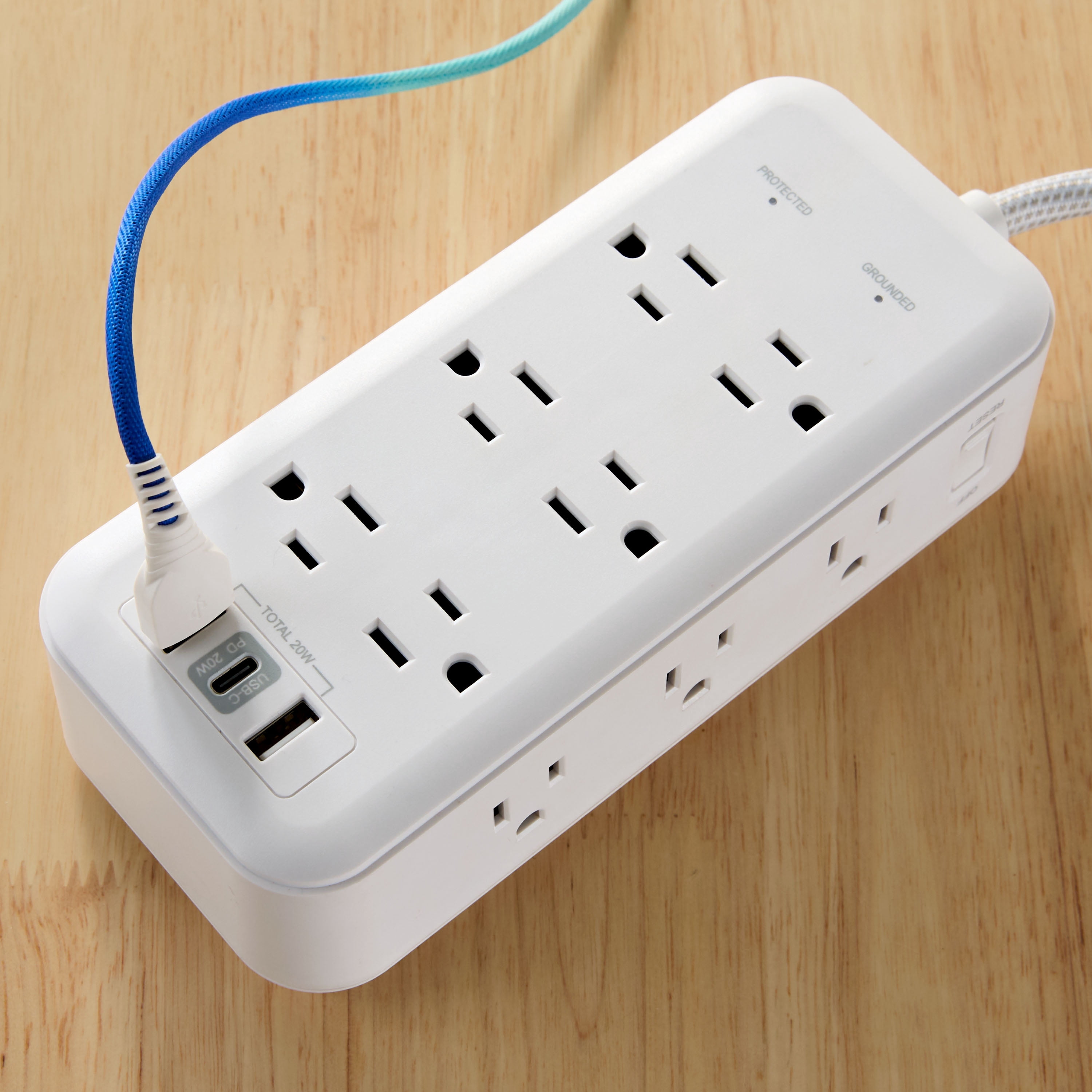 Hyper Tough USB Power Strip Surge Protector, 12 Outlet, USB Fast Charger, 10ft Extension Cord, White