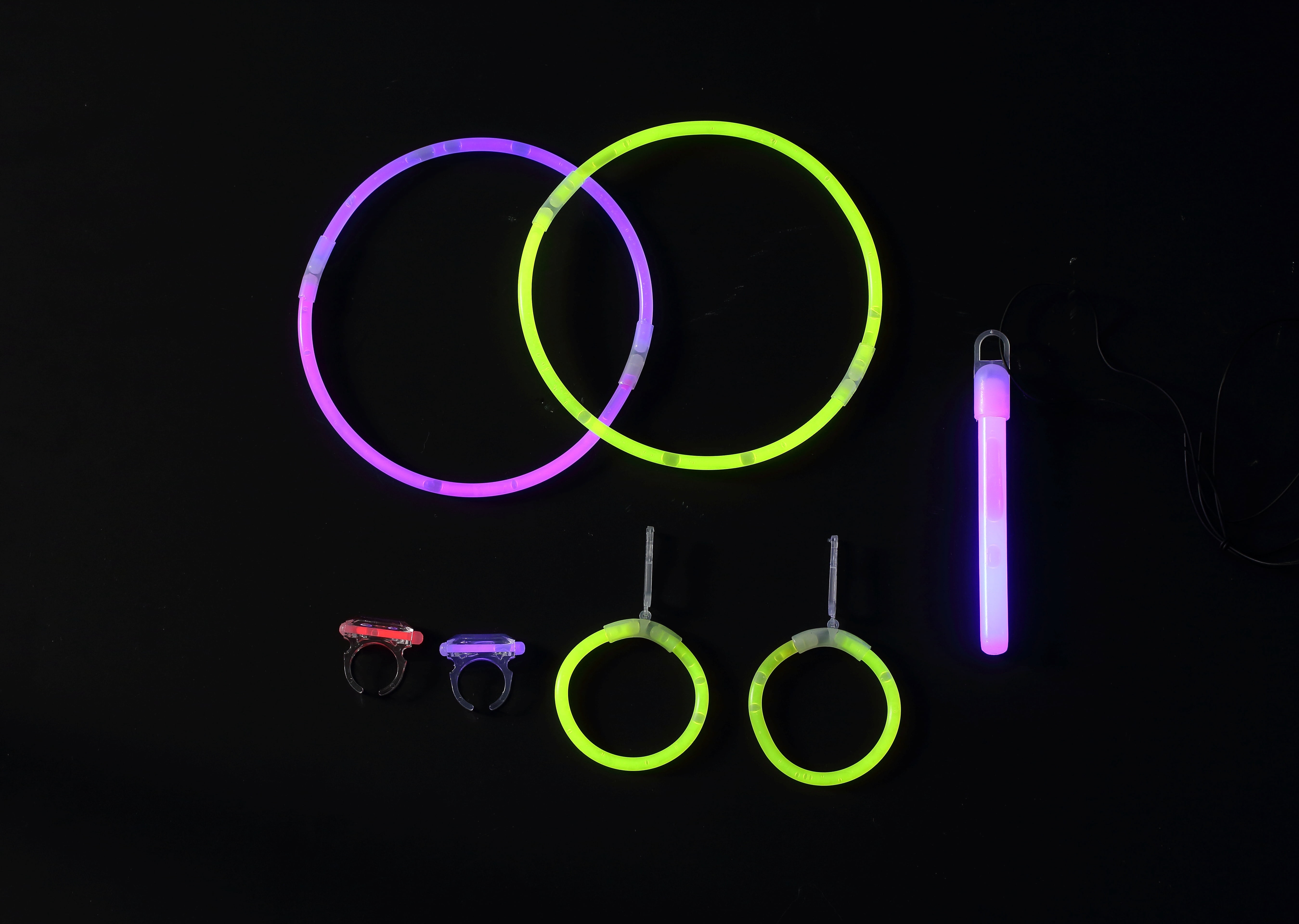 Multicolor Glow Party Pack, 10 Pieces, by Way To Celebrate