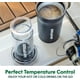 thumbnail image 4 of Cafetera AeroPress Go Plus portátil para viajes, color negro, 4 of 9