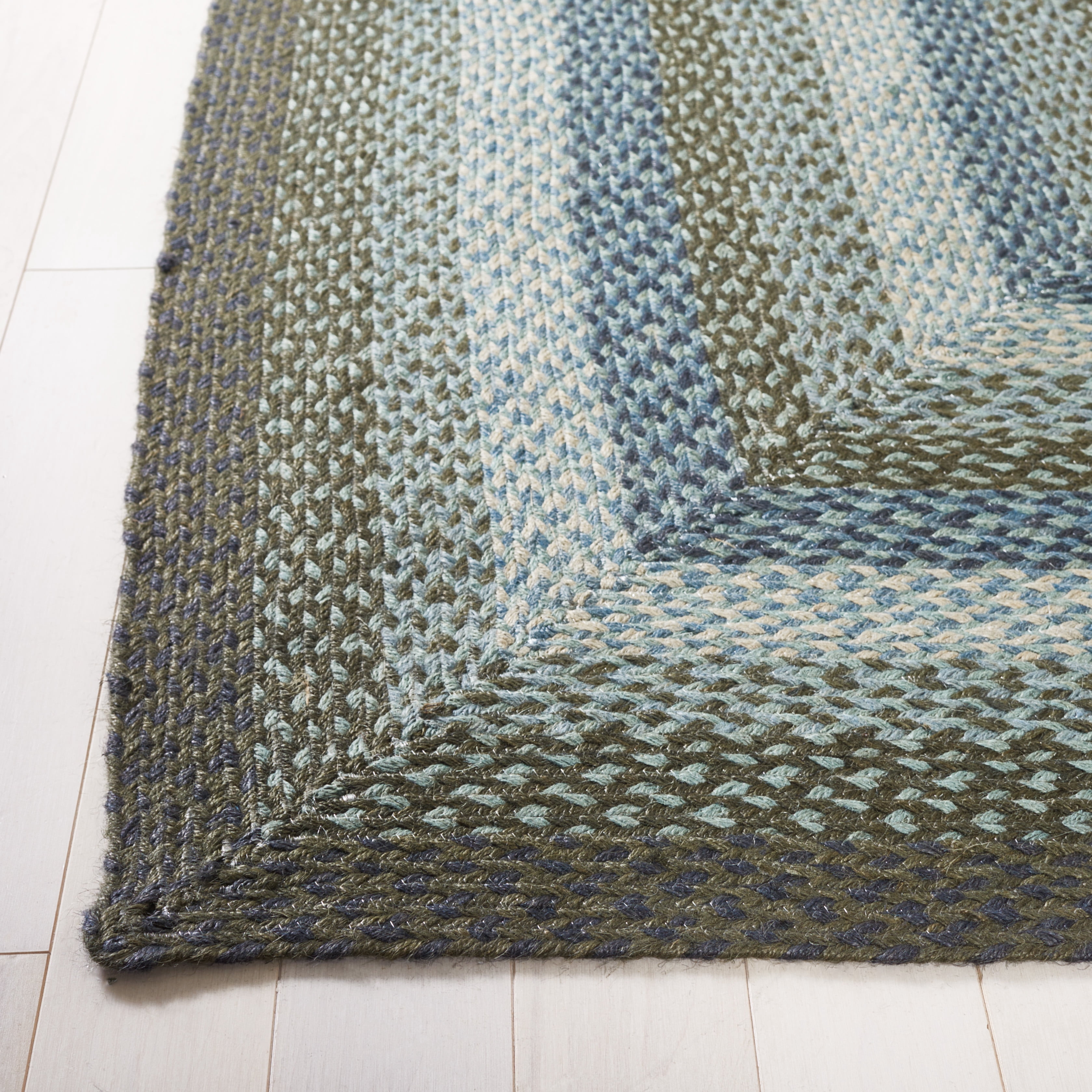 SAFAVIEH Braided Dorinda Bordered Reversible Area Rug, Light Blue/Green, 6' x 6' Square