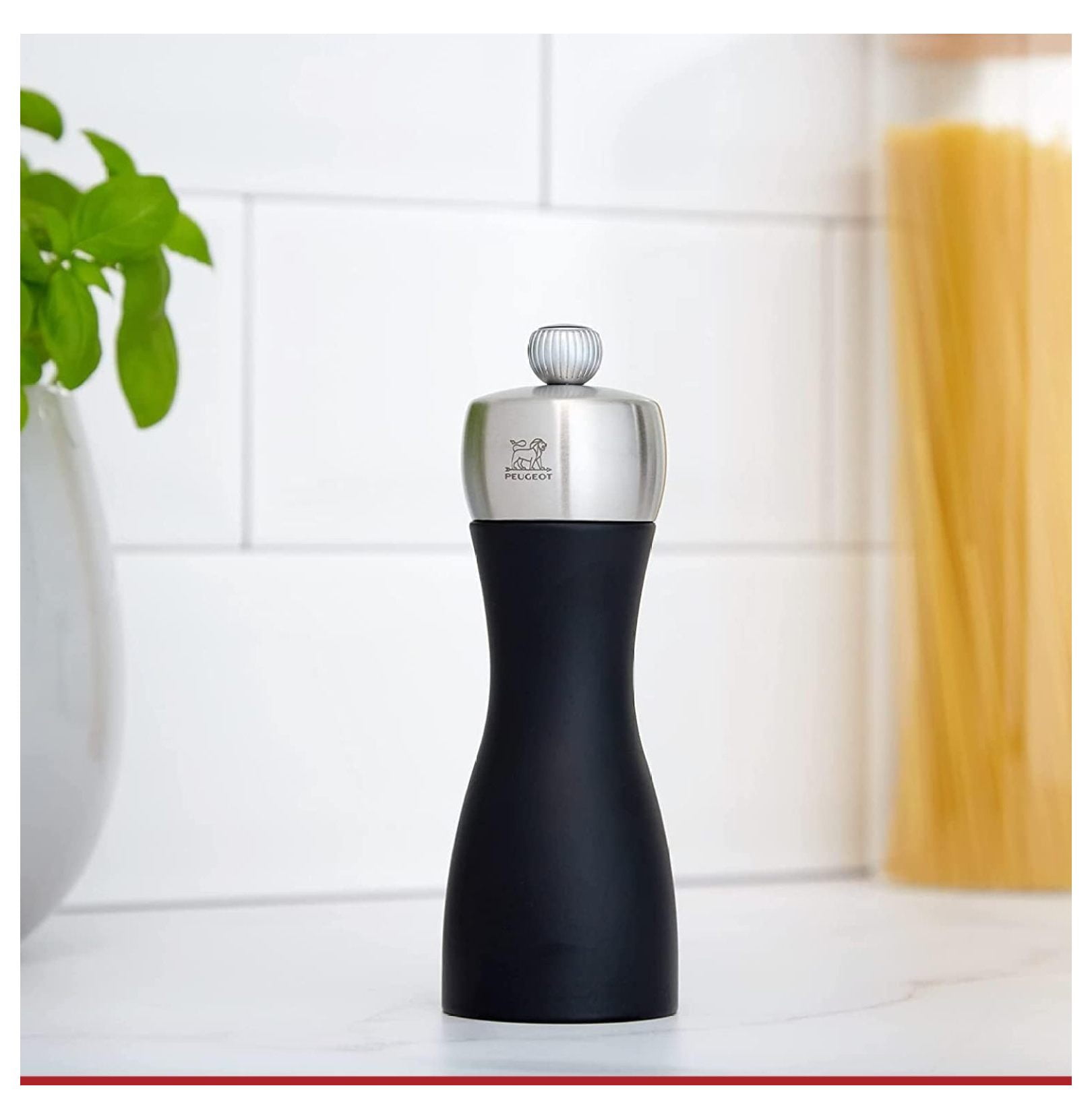 - Fidji Manual Pepper Mill - Adjustable Grinder - Beechwood and Stainless Steel, Matte Black, 5 Inch