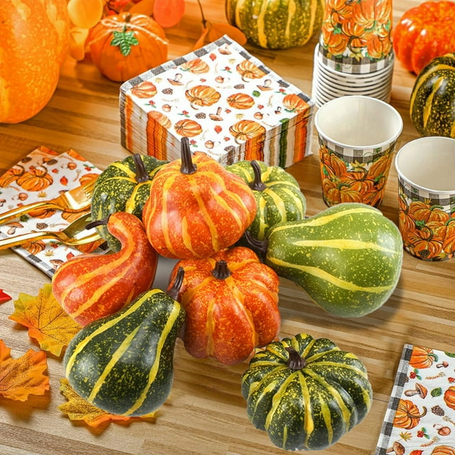 Fiudx Mini Calabazas Artificiales Decorativas Realistas, Colores Vibrantes de Otoño, Decoración para El Jardín, Fiesta de Acción de Gracias y Halloween, Juego de 8 Piezas, 12 X 8 Cm