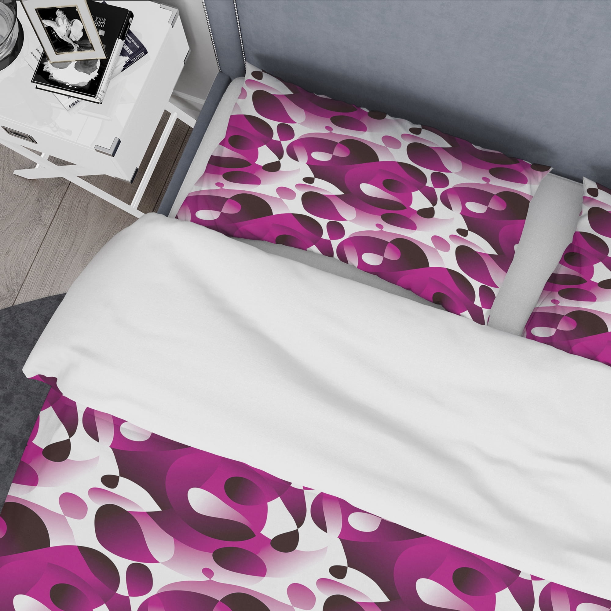 Designart 'Abstract Design Retro Pattern VI' Mid-Century Modern Duvet Cover Set