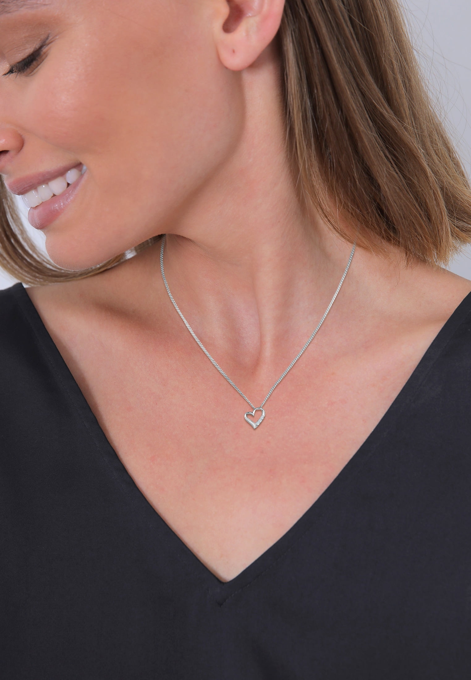Elli by Julie & Grace Women 18" Diamond (0.04 ct.) Heart Necklace 925 Silver