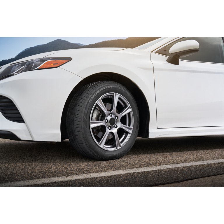 Cooper Endeavor All-Season 215/60R16 95V Tire