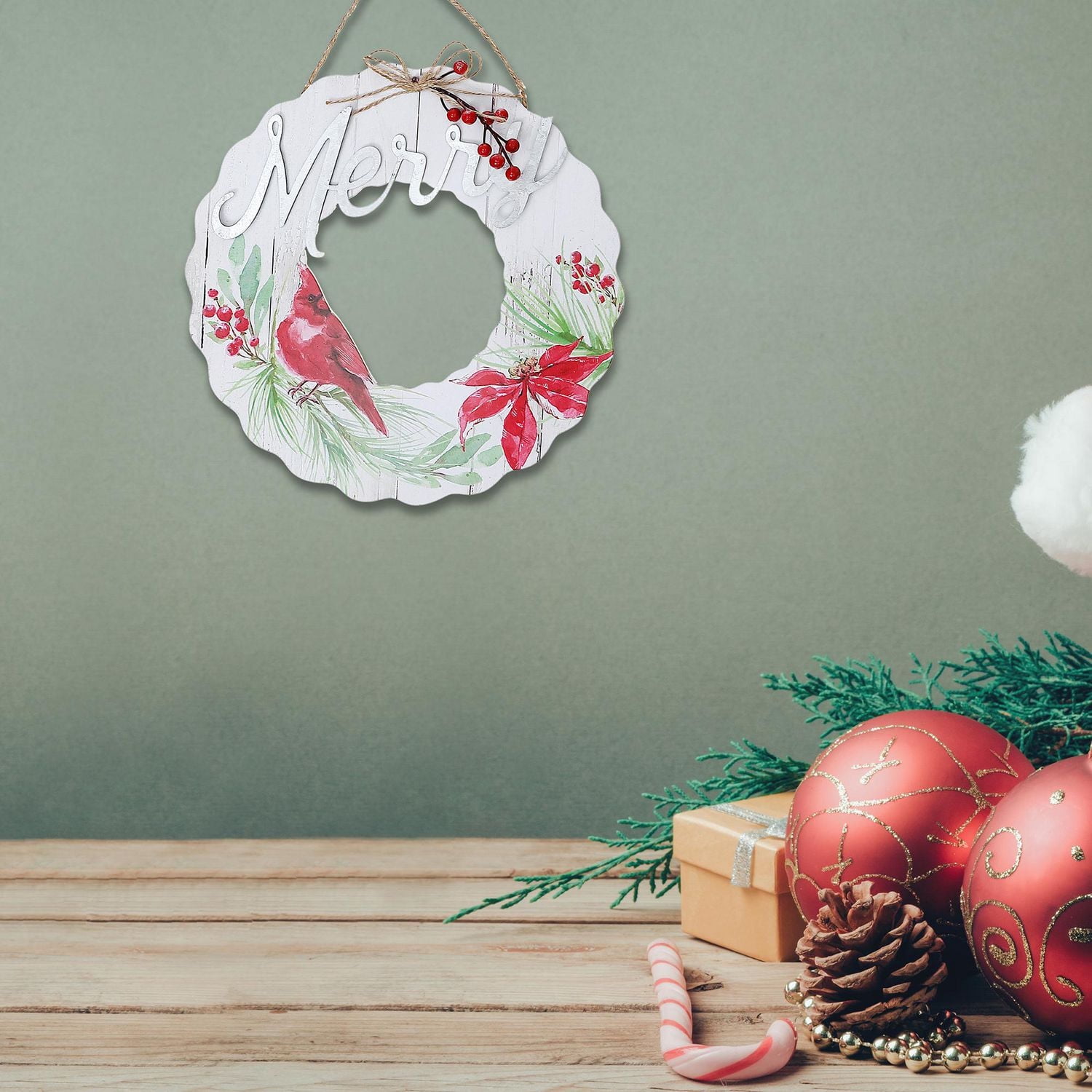 Couronne En Bois Cardinal Hanger Joyeux